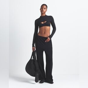 NikeSKIMS Matte Tricot Women's Side-Snap Pants $108